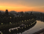 Sonnenaufgang am Schloss